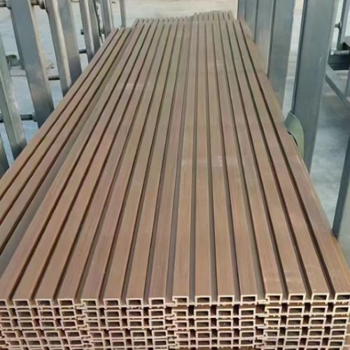 郑州木塑吊顶天花板速装护墙板销售：郑州、中原区、二七区、管城回族区、金水区、上街区、惠济区、中牟县、巩义市、荥阳市、新密市、新郑市、登封市塑木墙板销售